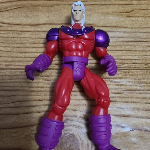Magneto 1995 Vintage Marvel Figure (AS IS) - Picture 1 of 4